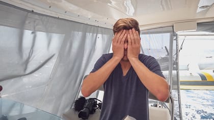 He HATES it, She LOVES It – Moody Days Sailing Across The Pacific