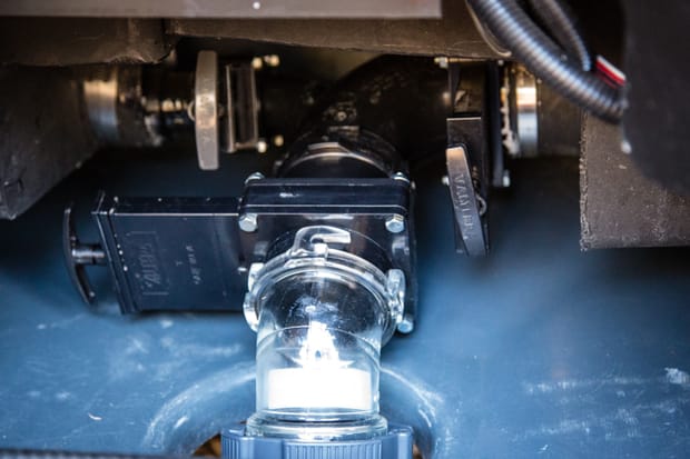 Crazy Easy Way To Combine RV Black and Grey Tank