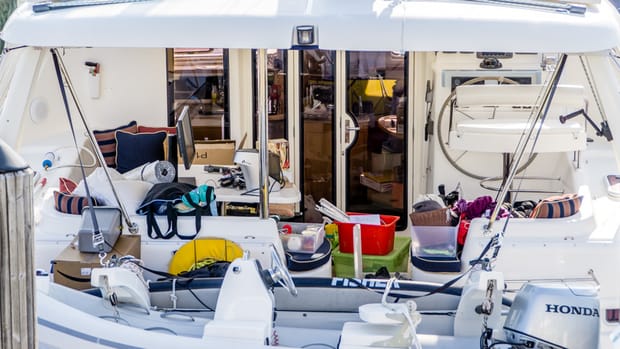 Overloaded Sailboat & The Anti RV Treaty