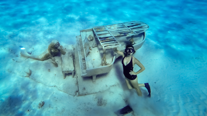 underwater sculpture Bahamas