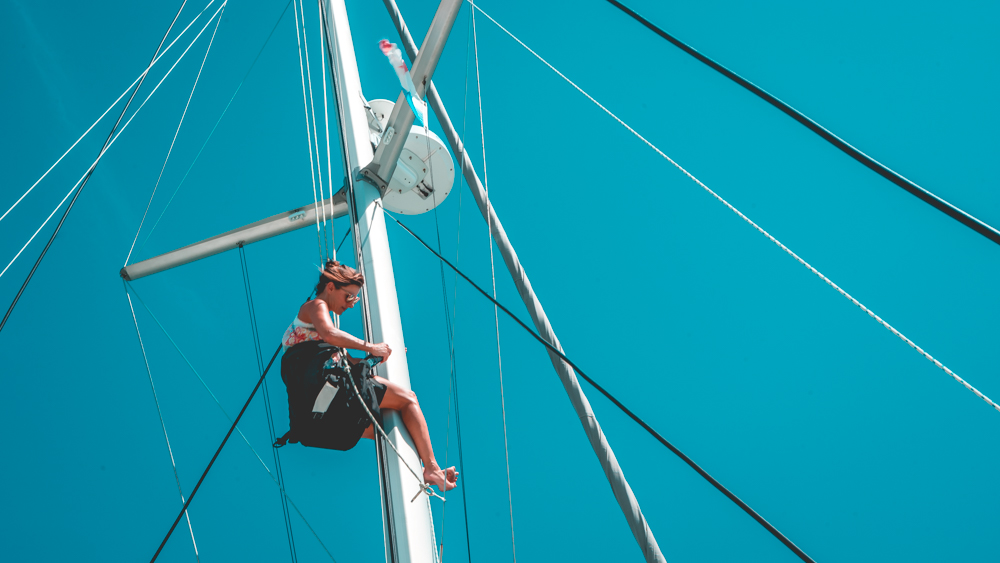I Put These Pants on for Nothing – The Other Side of Sailing Life